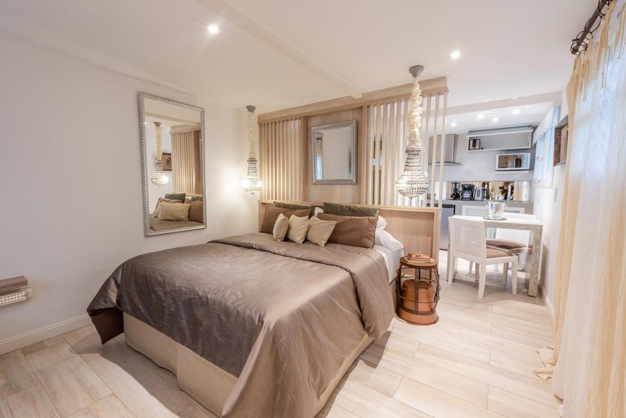 Runa Moraira & 3* Mar de Las Pampas