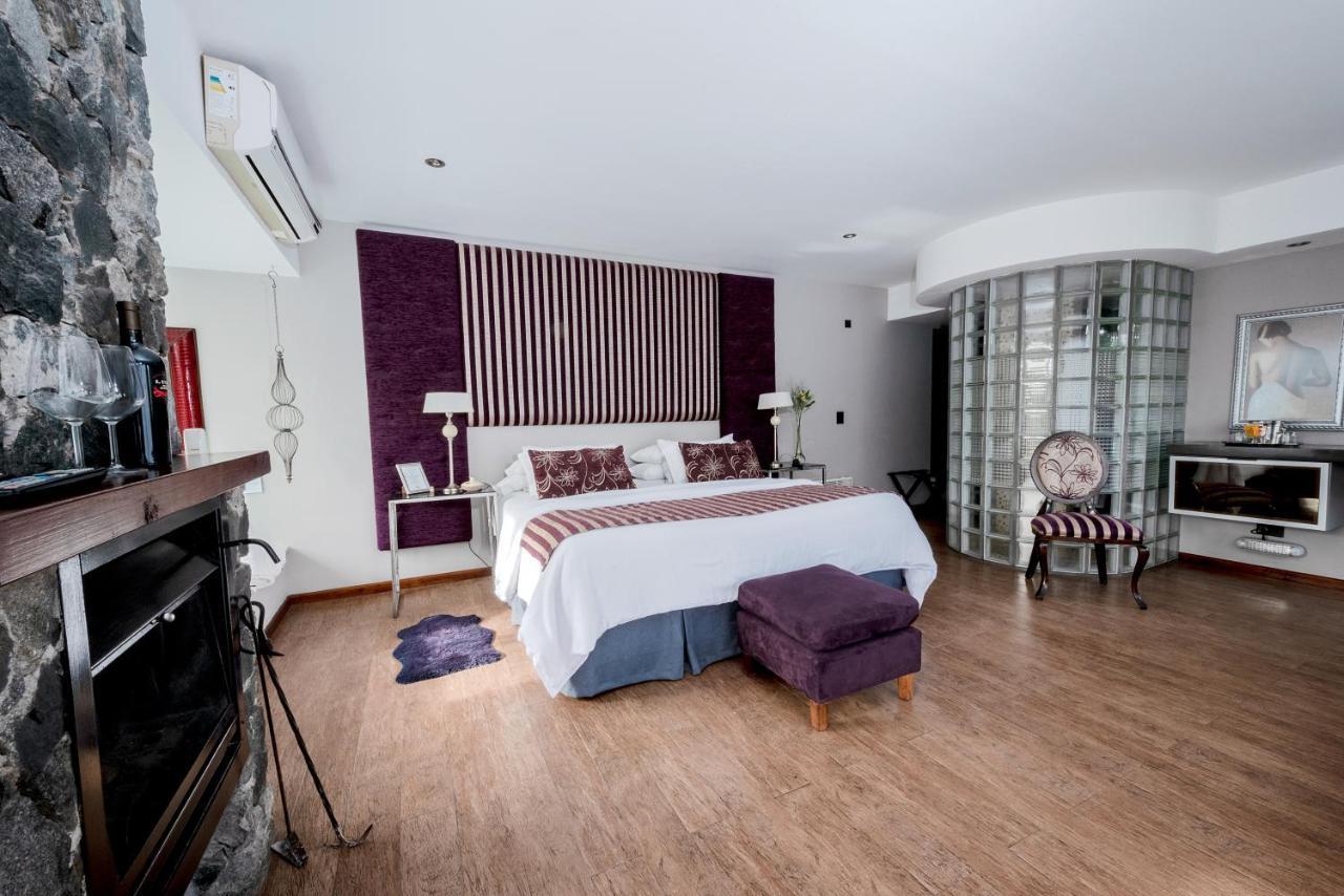 Runa Moraira & 3*